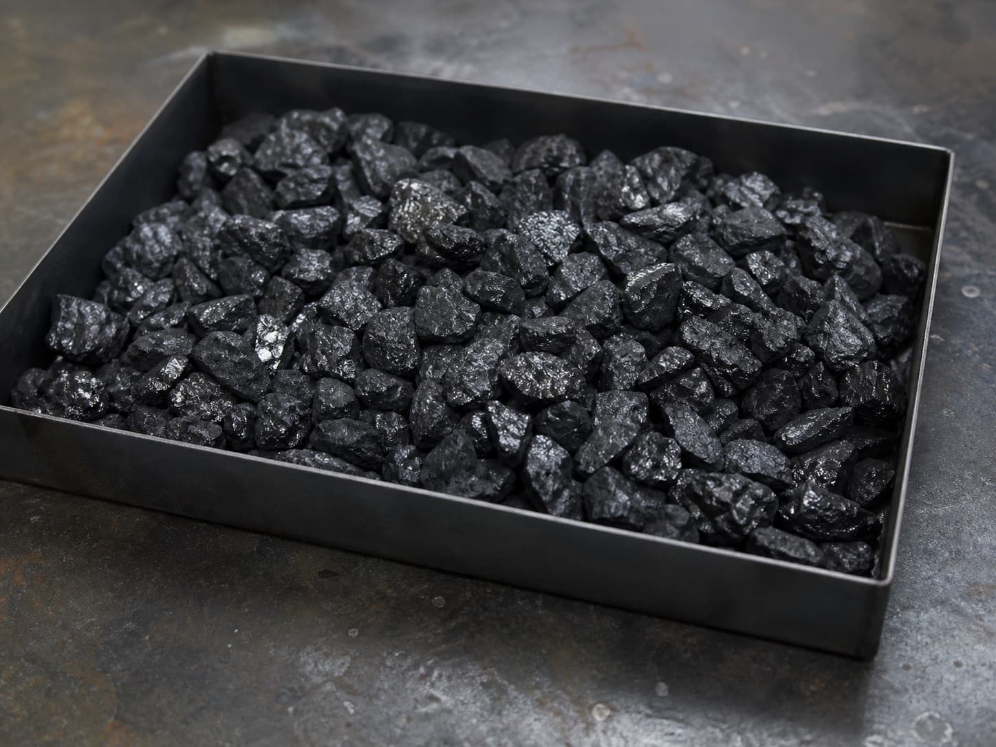 General industry image showing a screened sample of anthracite nuts