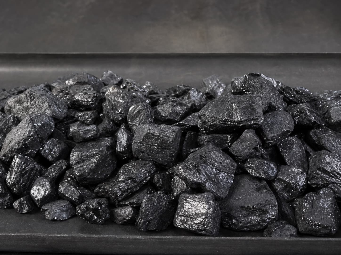 General industry image showing a sample of larger anthracite nuts